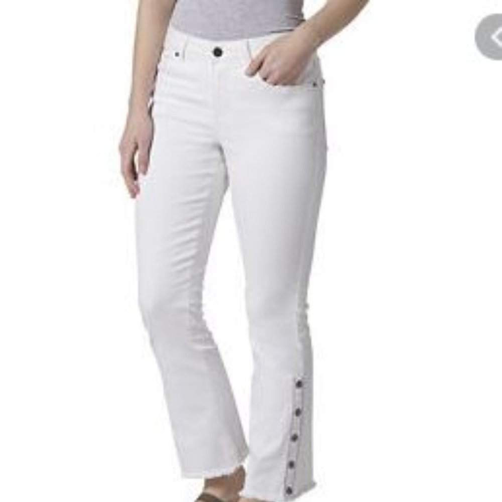 Tru Luxe Cropped Snap-Vent Flared Jean-White